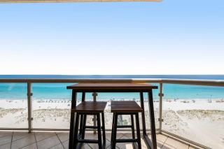 Oceanfront Condo with Free WiFi Central AC W&D Shared Hot Tub Outdoor Pool Gym - 8