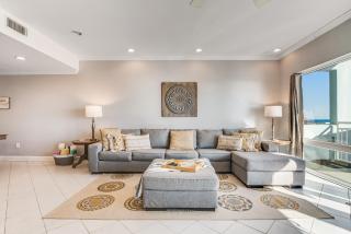 Dog-friendly beachfront dream with a wet bar & two furnished balconies - 6