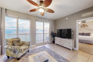 Gulf-front condo with never-ending views hot tub & pool access balcony & W&D - 7