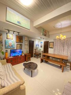 Spacious Home with free parking near Session road - 0