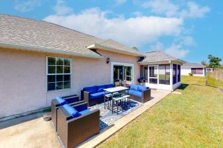 Waterside Home in Gated Community with Pools & Tennis - 5 Minutes to Beach - 8