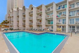 Dog-friendly beachfront condo with pool hot tub AC & Gulf views - 9