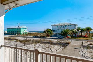 Spacious Gulf-View Home with Large Decks Private W&D and Steps Away From Beach - 8