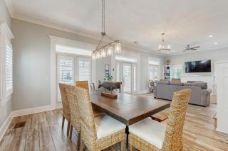 Stylish coastal retreat with pool hot tub & tennis - steps from the beach - 2