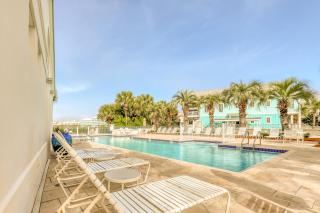 Carillon Beach condo with WiFi balcony pool and beach access - 8