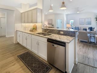 Gorgeous coastal home with plenty of space close to beach and Pet friendly - 5