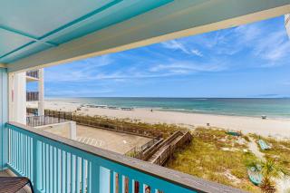 Beautiful beachfront townhome large deck and beach access - 7