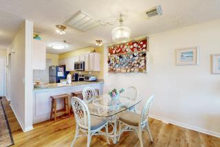 Beachfront townhome with large deck & Gulf view - near Pier Park - 3