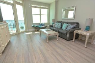 Beautiful west-facing home in Gulf-front building with pool & hot tub - 9