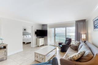 5th Floor Pretty Gulf-front Condo Great Amenities Near shops and dining - 7