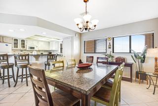 Seventh floor oceanfront condo with pool ocean view & central AC - 4