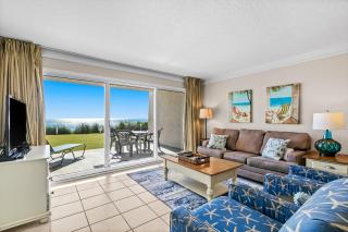 Gulf and beachfront condo with furnished patio outdoor pool gym & tennis - 0