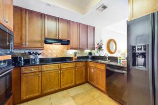 Gulf-front condo with views pools a hot tub and tennis - 1
