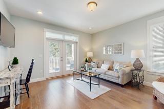 New Cottage Near 30A Rosemary Beach with 2 Master Suites - 1