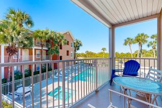 2nd Floor coastal condo Steps to the gulf Quick drive to entertainment - 9