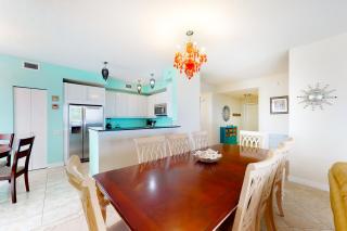 2nd Floor Cute Gulf Front Condo Many Amenities Private Beach Access - 4