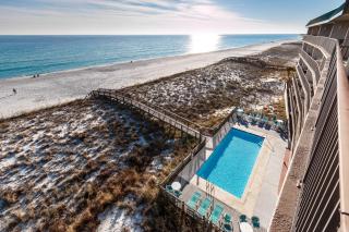 5th Floor Gulf-Front Condo In Navarre Beach with Shared Pool - 0
