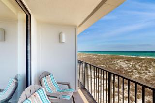 Beachfront condo with Gulf views pool & private balcony - near Navarre Pier - 9