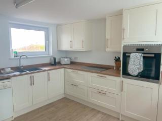 Shellseekers lovely views across Port Isaac - 3