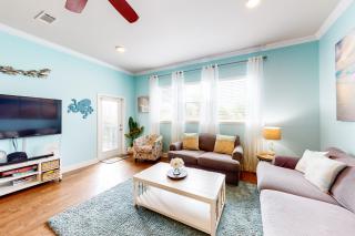 Beach service included at gated coastal condo with pool hot tub W&D & balcony - 8