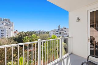 Ideal getaway near the beach & golf with shared pool central AC - 9