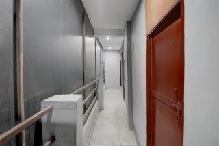 SPOT ON Happy Stay Inn - 9