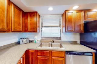 Beautiful beachfront condo with pool beach tram tennis golf & on-site dining - 3