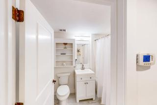 Baytowne Wharf studio with a kitchenette plus pool hot tub & fitness room - 2