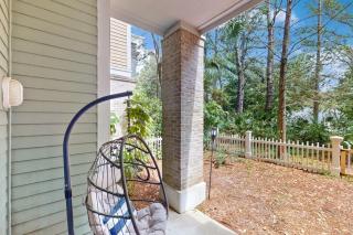 Ground-floor condo with patio central AC shared pool & tennis - 9