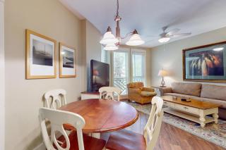 Pilot House getaway steps to shops & dining with pool & fitness center - 3