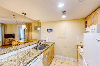 Golf-and-beach resort condo with on-site pools grills hot tub & tennis - 3