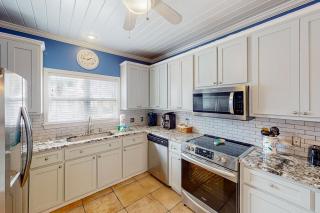 Inviting coastal property with spacious design and effortless beach access - 1