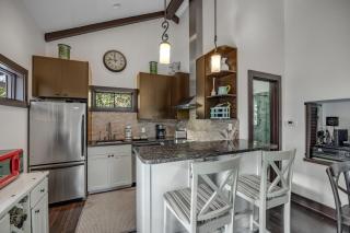 Home steps from the beach with plunge pool gas grill scenic balcony & AC - 3