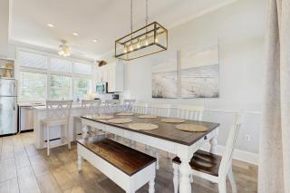 Gulf-front duplex with amazing views & screened deck - right on the beach - 7