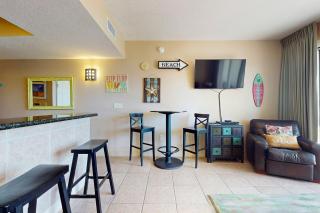 9th-floor ocean-view condo near beach with heated outdoor pool gym balcony - 6