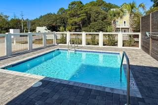 Gorgeous coastal home with pool access - 9