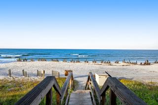 Santa Rosa Beach retreat with shared pool hot tub close to dining & parks - 4