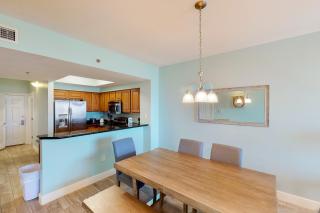 Well-equipped & located seventh-floor condo with balcony shared gym pool & more - 3