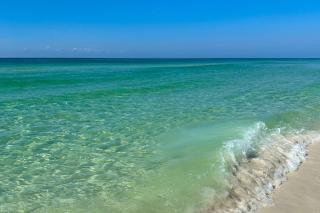 Luxury Family-Friendly Condo with Three Shared Pools Hot Tubs WiFi AC and W&D - 6