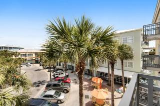 Cute condo just steps to the Gulf with community pools & hot tub - 8