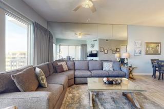 Fourth Floor Amazing Gulf Front Condo Fitness Center Pools Access to beach - 7