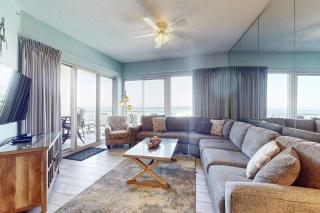 Fourth Floor Amazing Gulf Front Condo Fitness Center Pools Access to beach - 0
