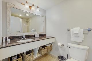 Bayside Studio with nearby outlet shopping Golf course and Community pool - 4