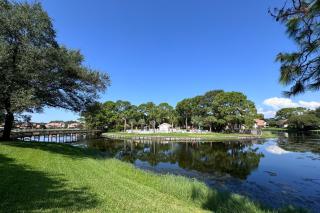 Lakefront townhouse with share pool W&D WiFi Onsite Golf - 6