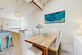 Perfectly located home with open layout, smart TVs, W&D & pools! - 4