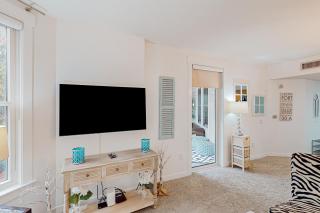 Elegant condo at the Village of Baytowne Wharf with pool hot tub & tennis - 7