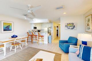 Cozy remodeled condo steps away from the gulf in Blue Mountain Beach - 2