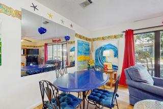 Cute ground floor condo with shared pool access to shuffleboard and tennis - 5