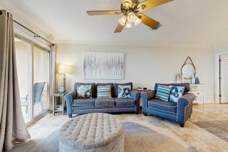 Gorgeous ground-floor beachfront condo shared pool and beach access - 8