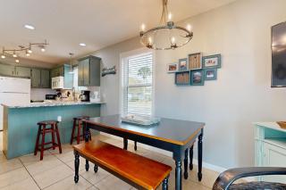 Seagrove Beach condo with AC pool & tennis - steps from the Gulf of Mexico - 5
